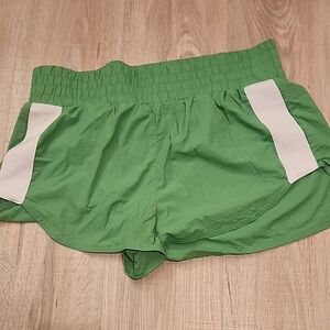 Joylab Vibrant Green Women's Athletic Shorts
